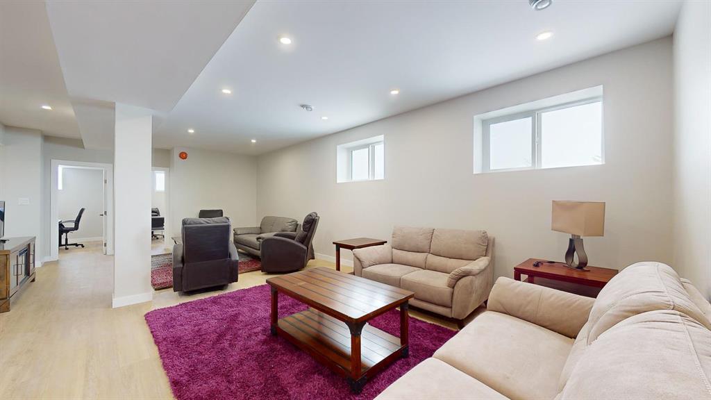 24 Aspen Lane