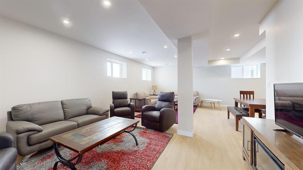 24 Aspen Lane