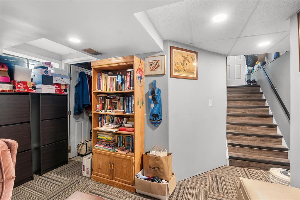 12 Hastings Boulevard