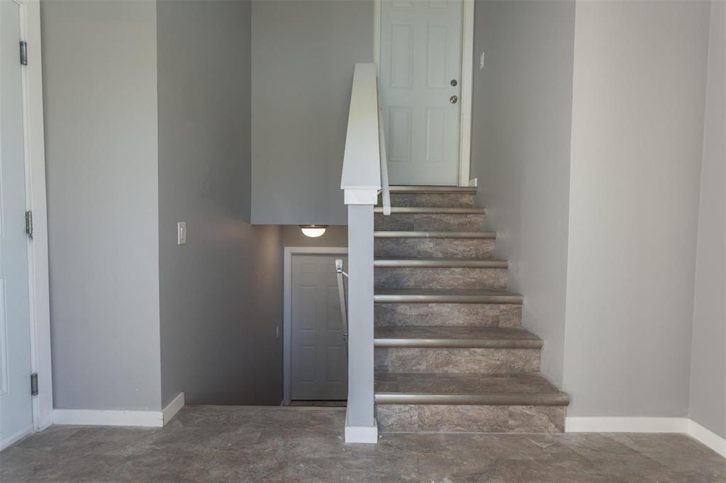 49 PARKHILL Crescent