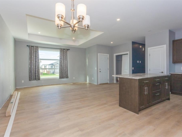 49 PARKHILL Crescent