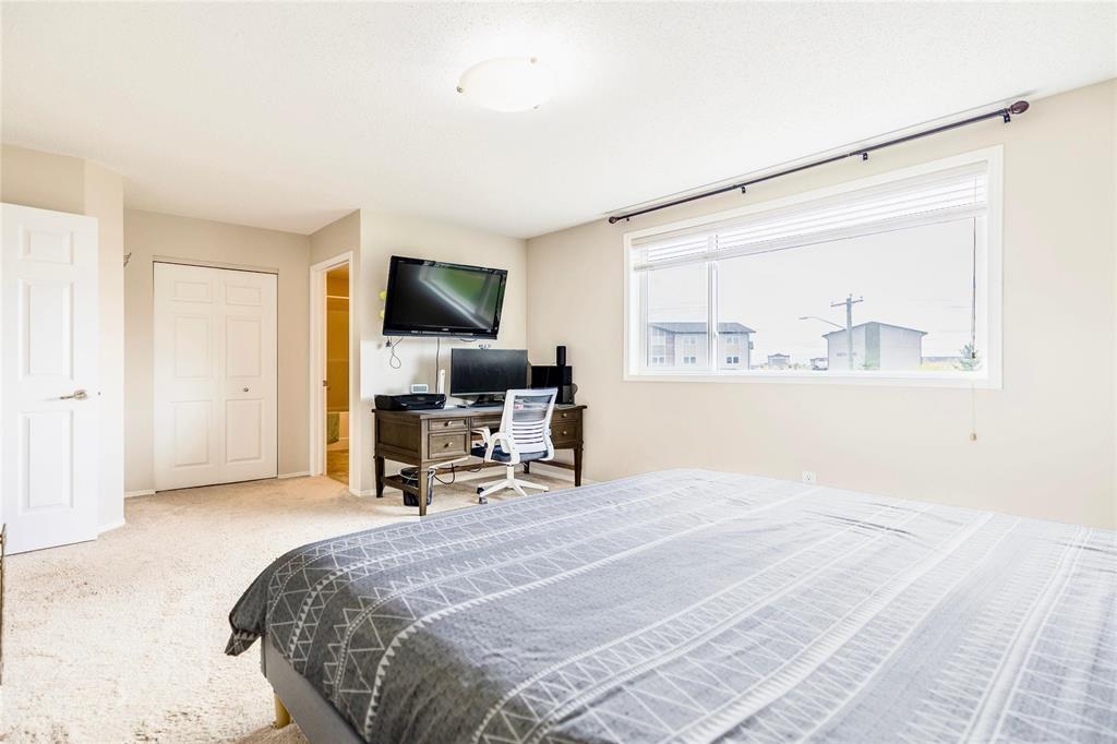 11 250 Amber Trail