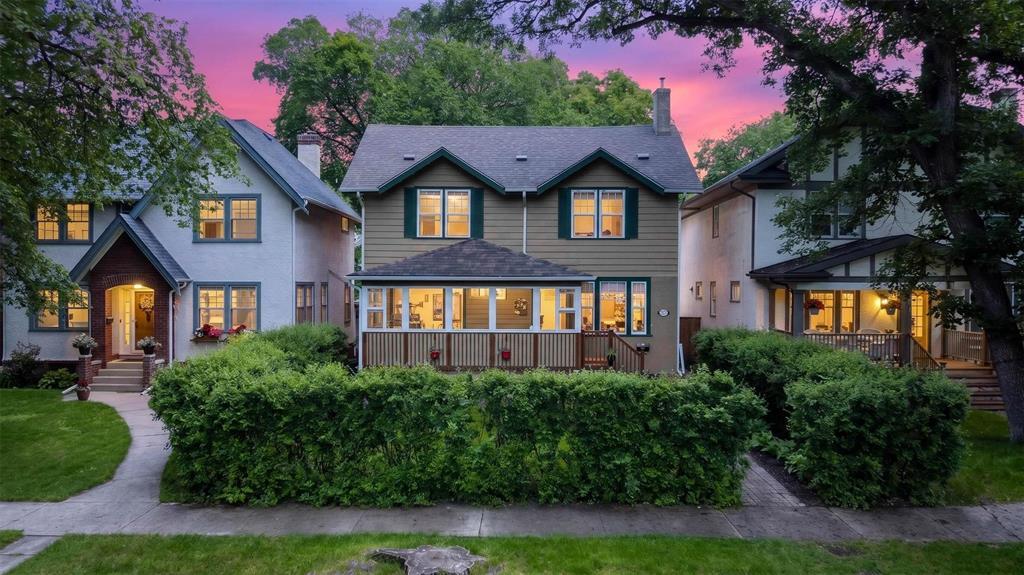 92 Niagara Street