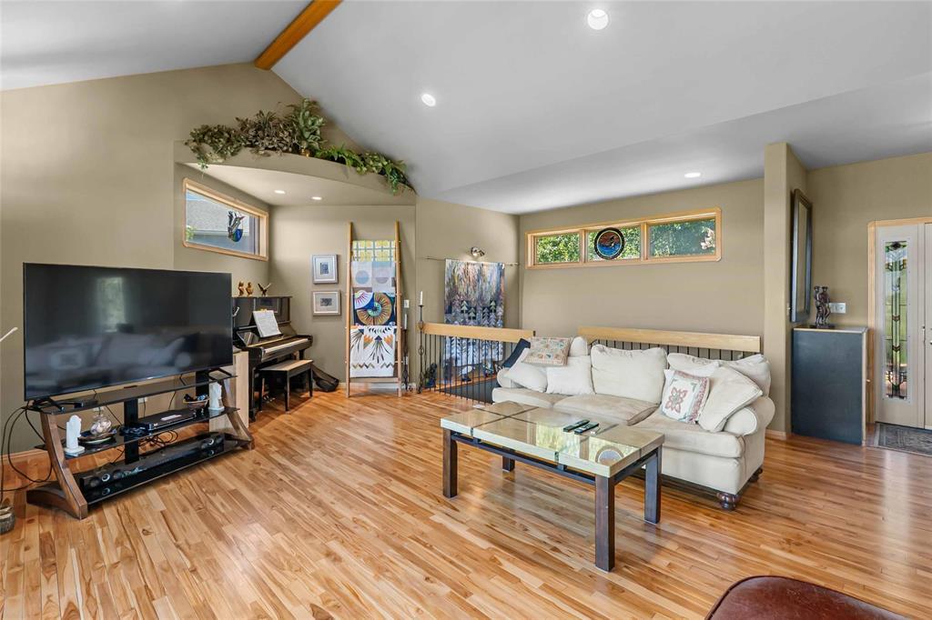 45 Heathwood Drive