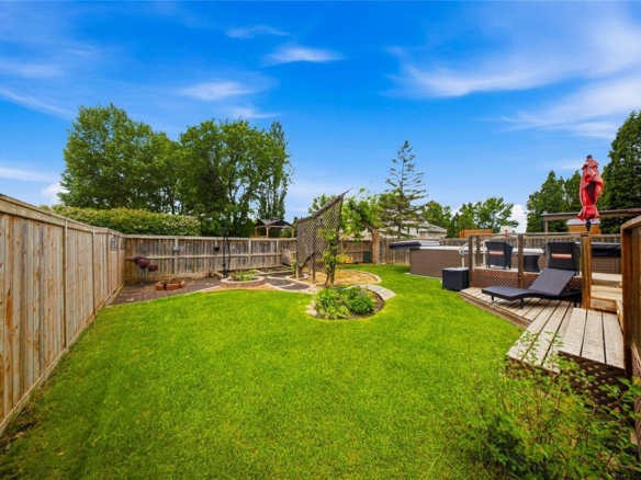 157 Rutledge Crescent