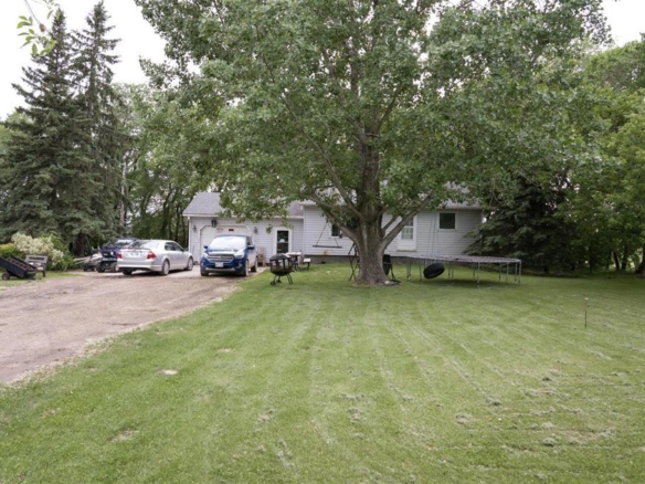 32008 30 Road E