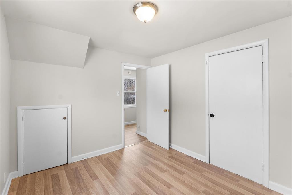 114 7TH S Street
