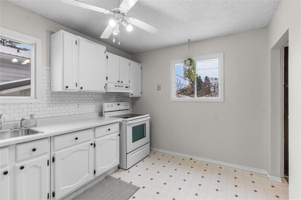 114 7TH S Street