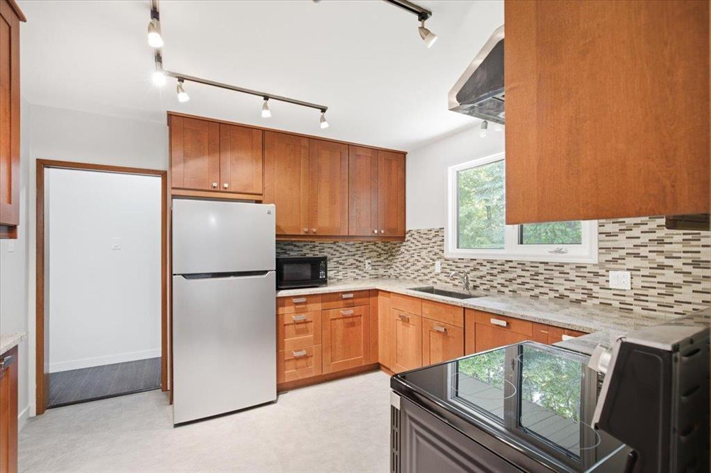 118 Thatcher Drive