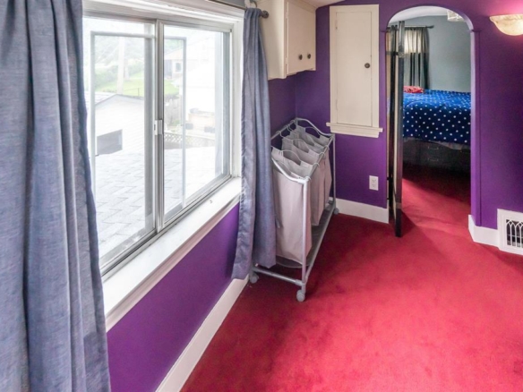 39 Martin Avenue W
