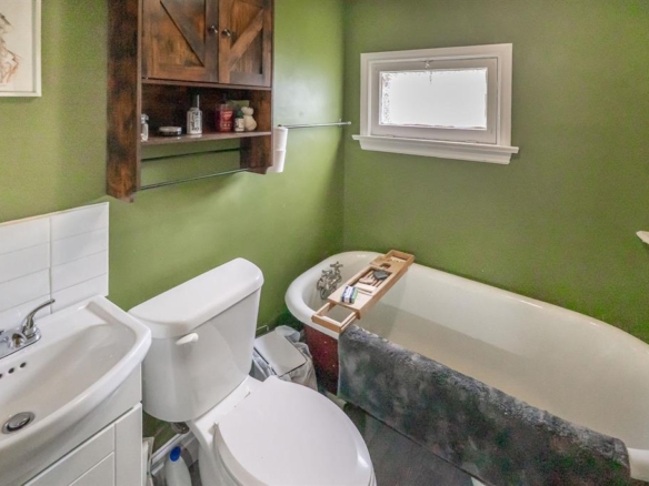 39 Martin Avenue W