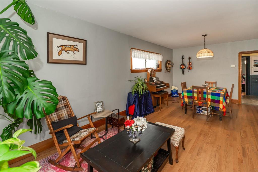 39 Martin Avenue W