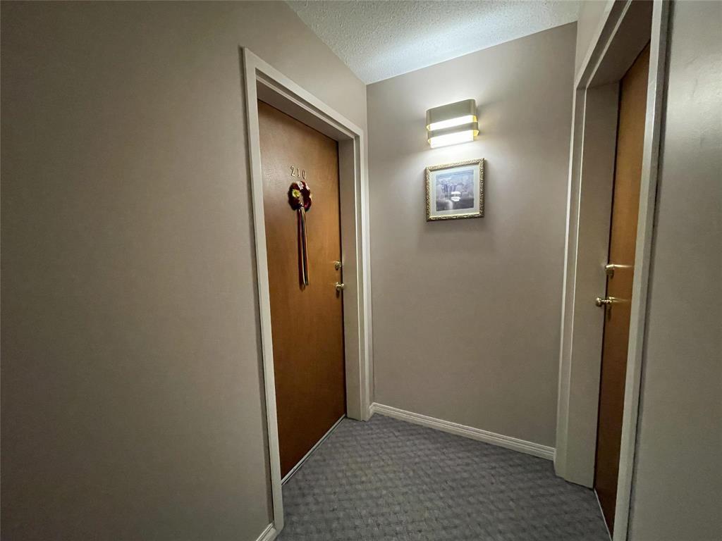 210 60 Dunkirk Drive