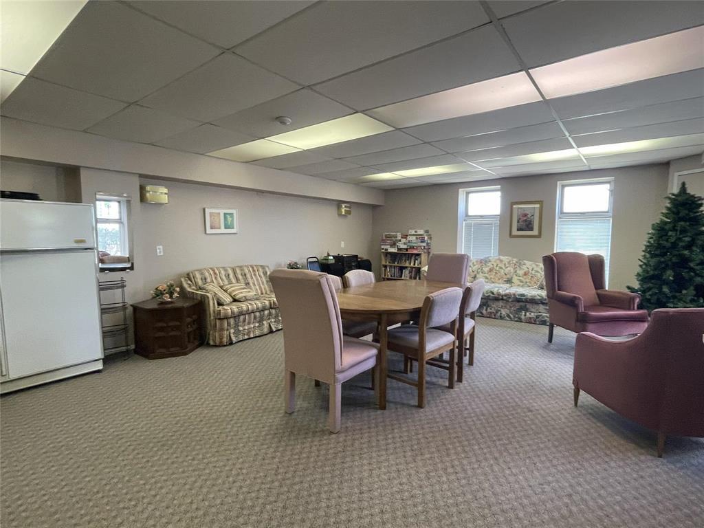 210 60 Dunkirk Drive