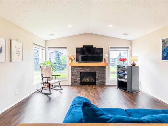 11 250 Amber Trail