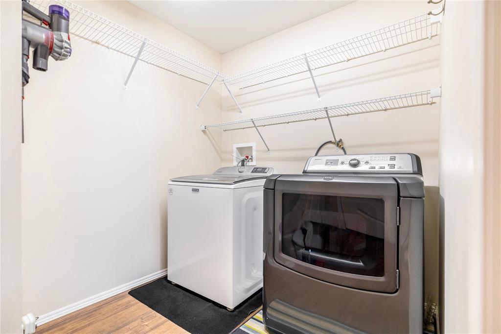 11 250 Amber Trail