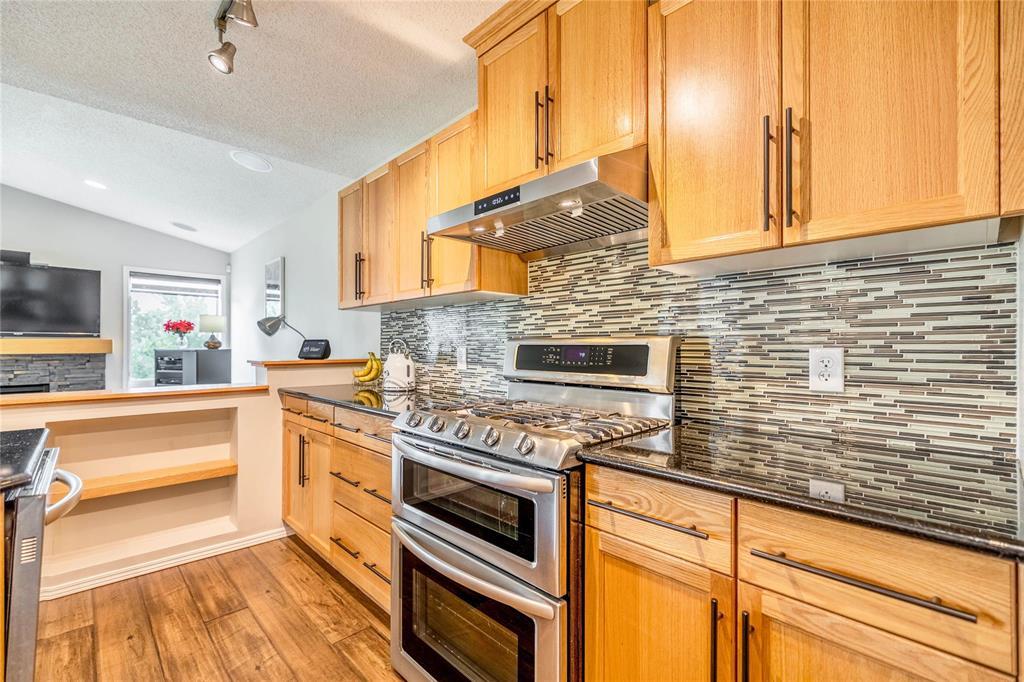11 250 Amber Trail