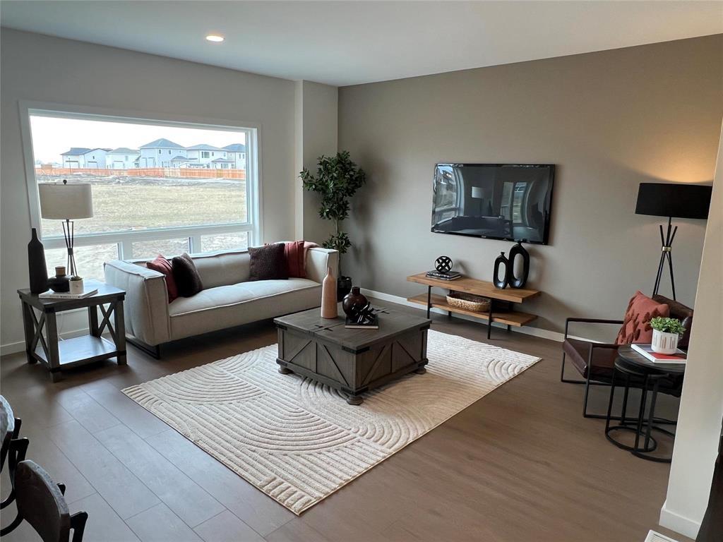 324 Desrosiers Drive