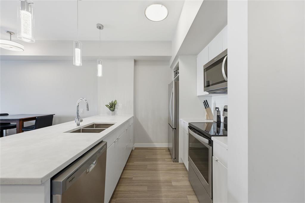 311 80 Philip Lee Drive