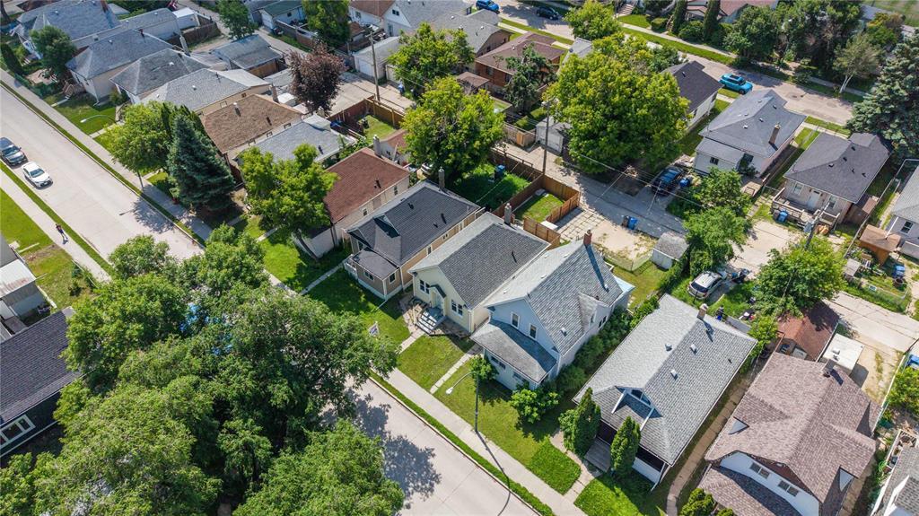 208 Harbison Avenue