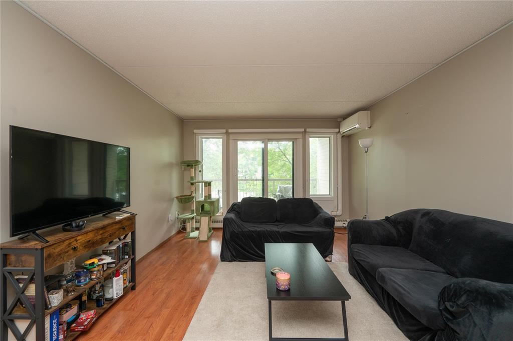 1312 70 Plaza Drive