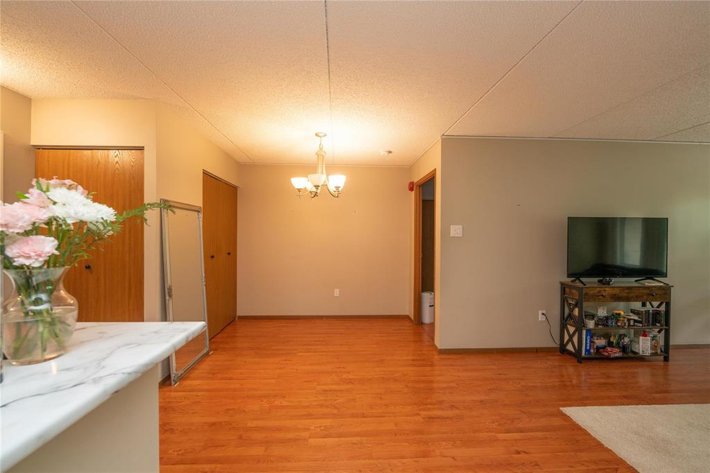 1312 70 Plaza Drive