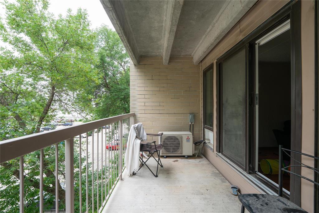 1312 70 Plaza Drive