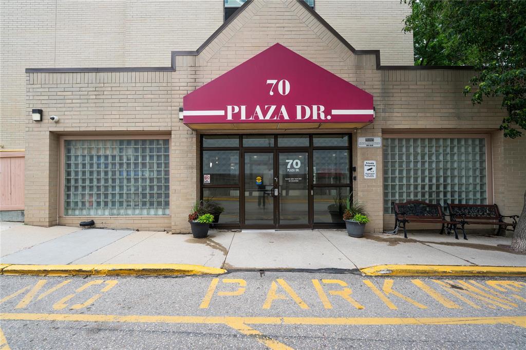 1312 70 Plaza Drive