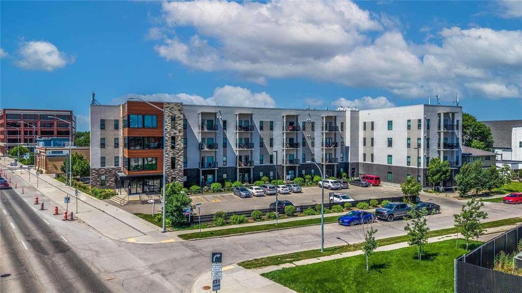 410 1133 Portage Avenue