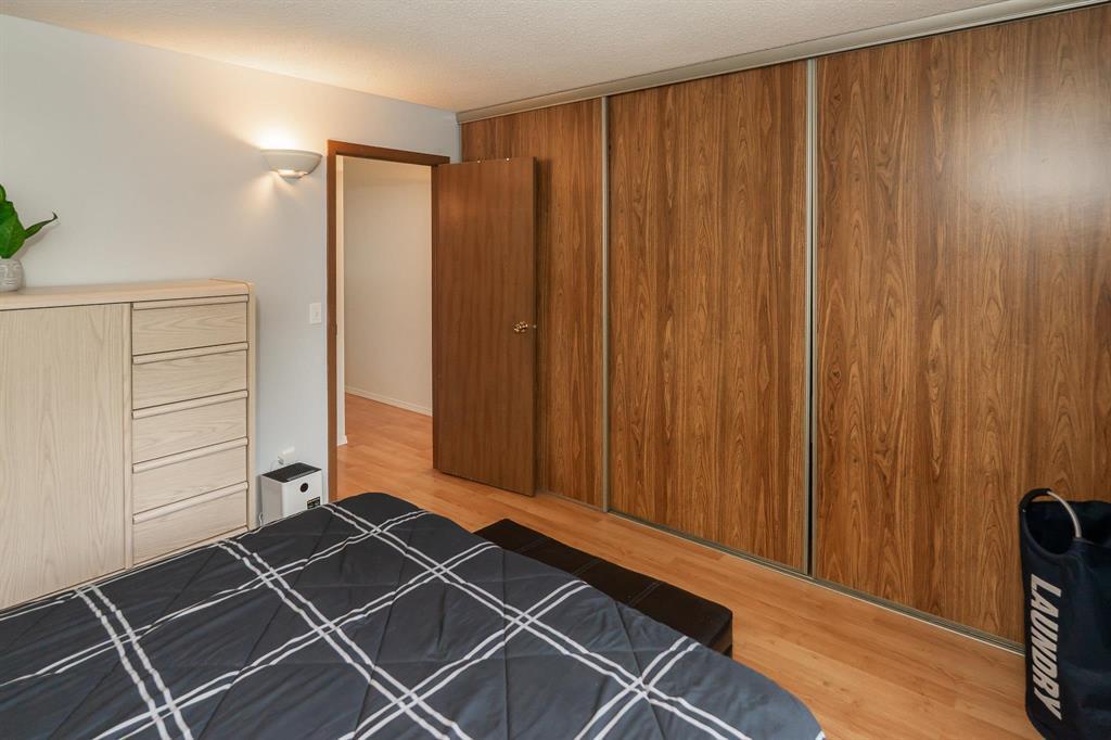 42 Chaldecott Cove
