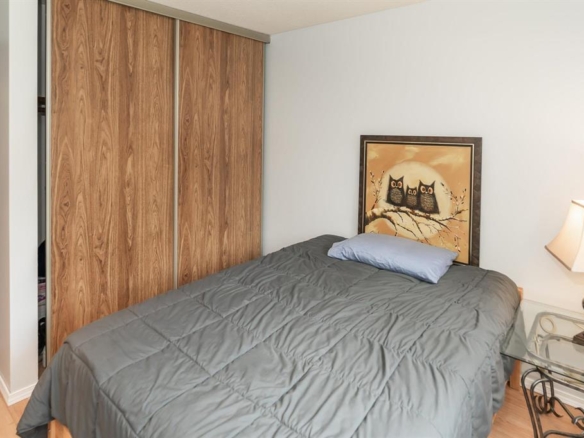 42 Chaldecott Cove