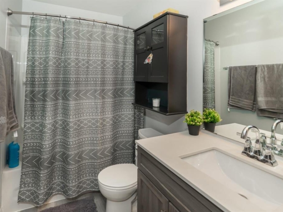 42 Chaldecott Cove