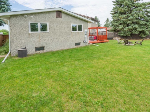 42 Chaldecott Cove