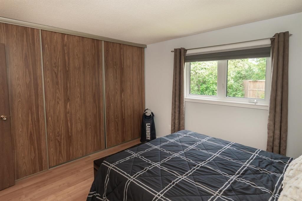 42 Chaldecott Cove