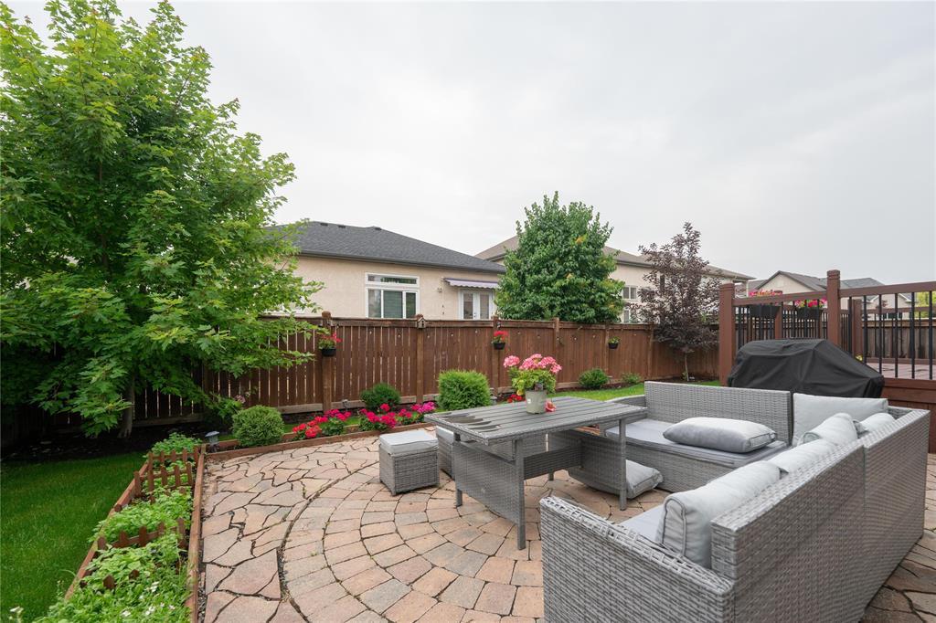 28 Maple Creek Road