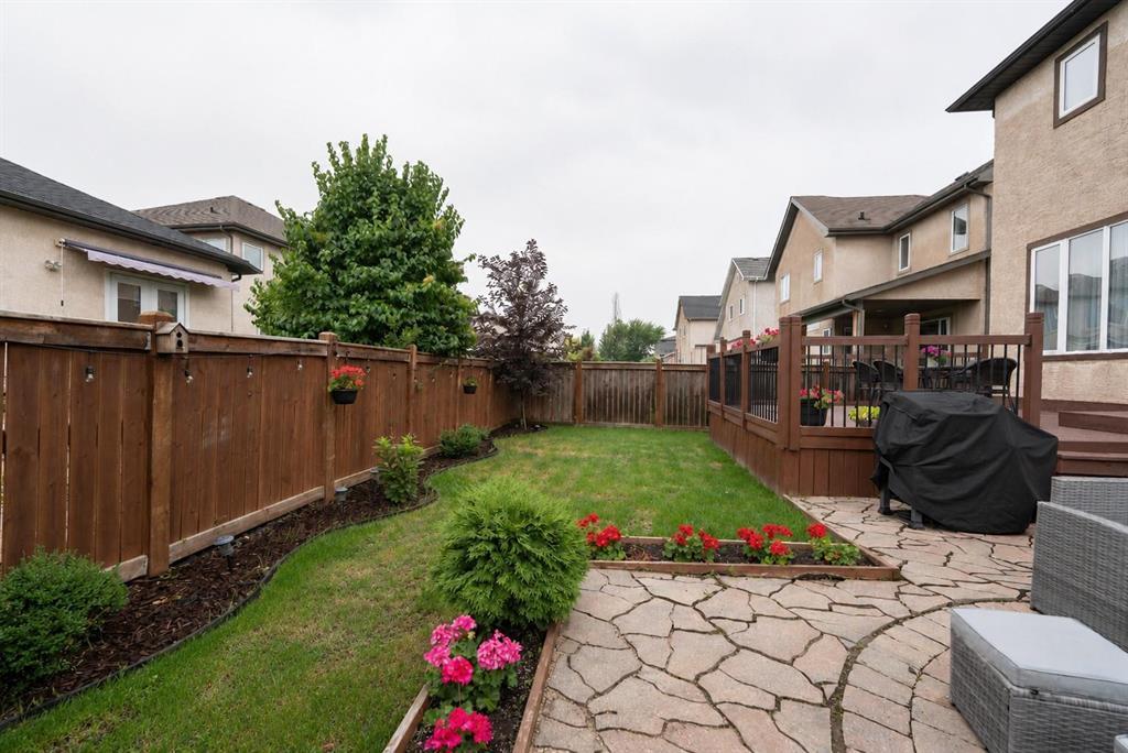 28 Maple Creek Road